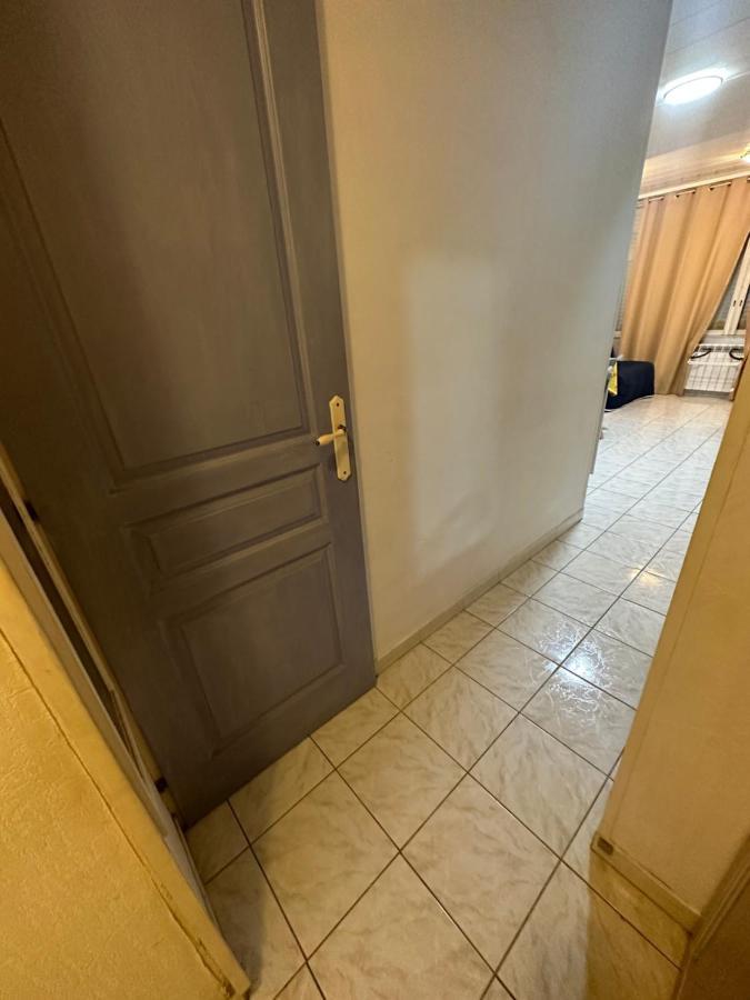 A La Semaine Ou Au Jour / Location Studio Meuble 30M² La Ciotat Luaran gambar